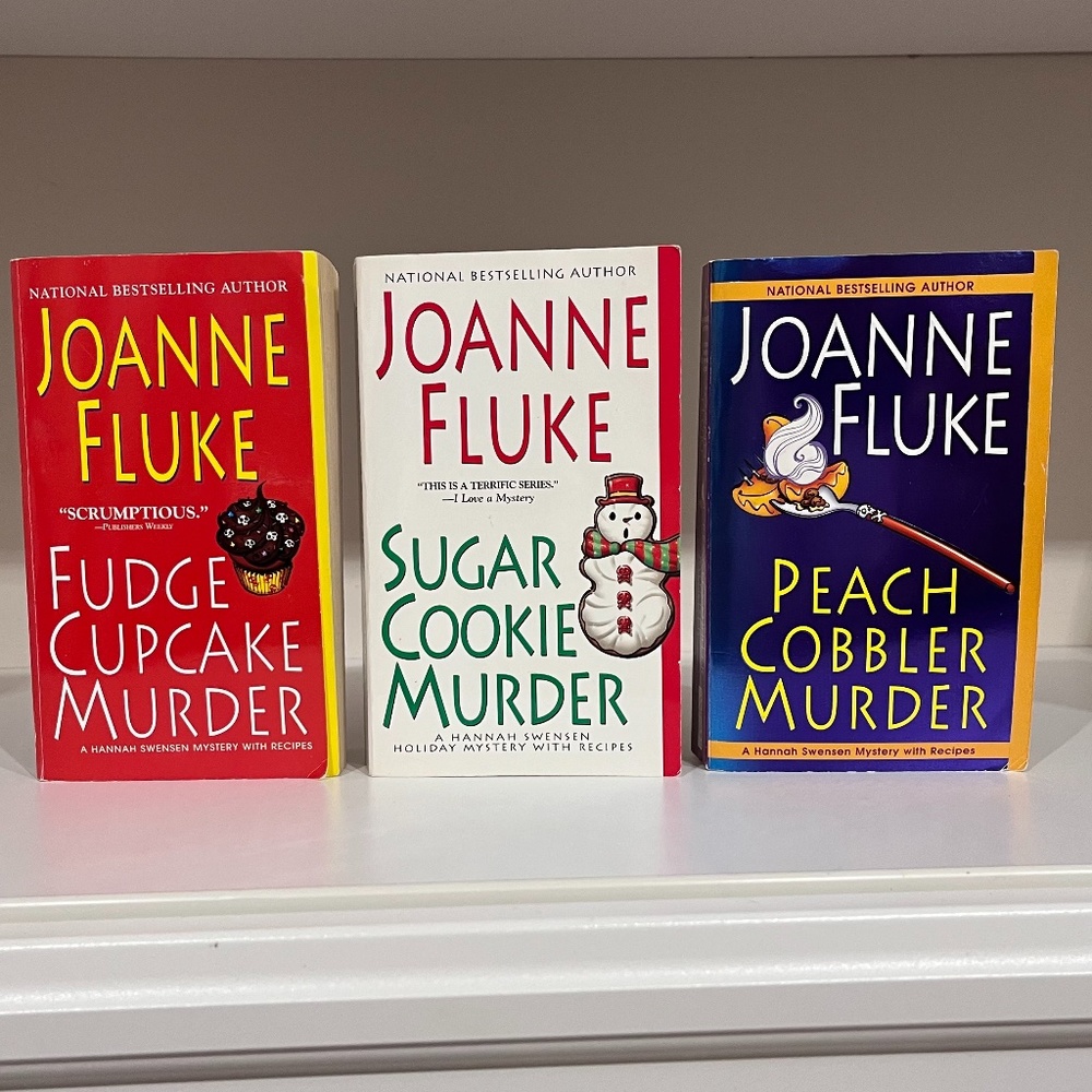 Joanne Fluke Hannah Swensen Cookie Jar Series Books #5, #6 & #7